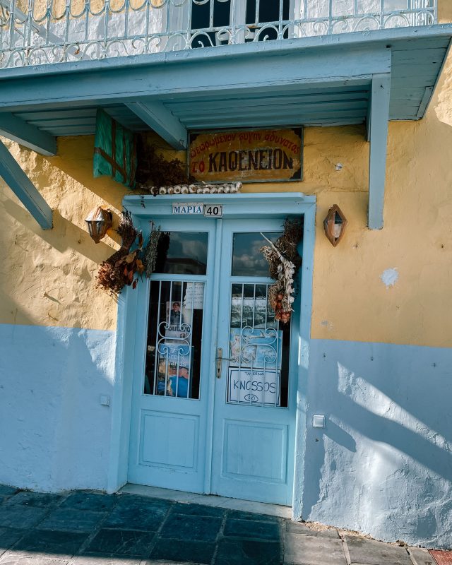 Blaue Haustür in Rethymno - Kreta Roadtrip