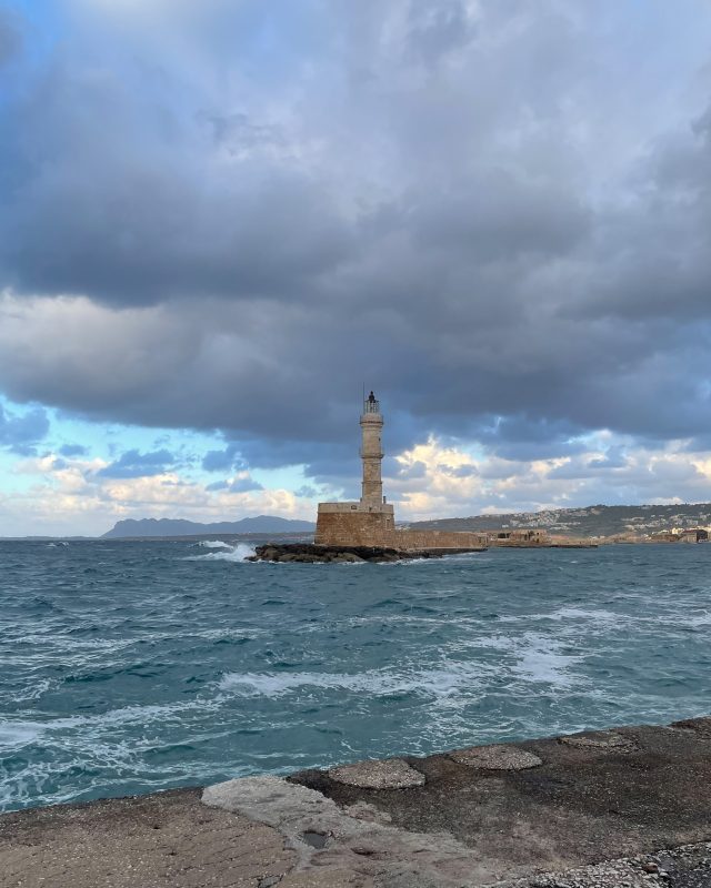 Leuchtturm im Hafen in Chania - Kreta Roadtrip