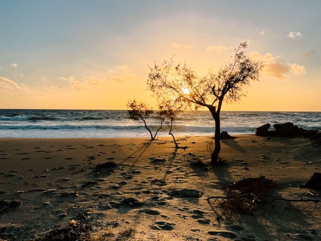 Sonnenuntergang am Falanasana Beach auf Kreta